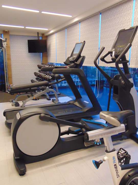 Sport & Freizeit Hilton Garden Inn Jakarta Taman Palem