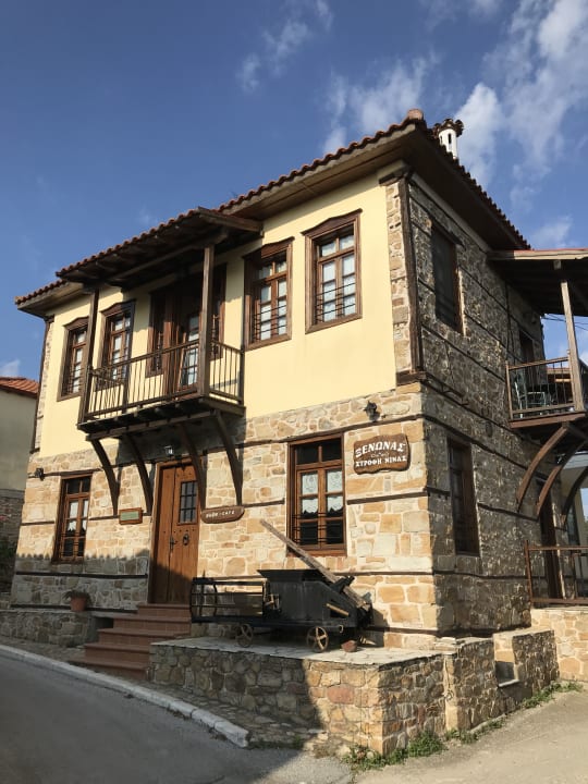 Außenansicht Chorostasi Mansion