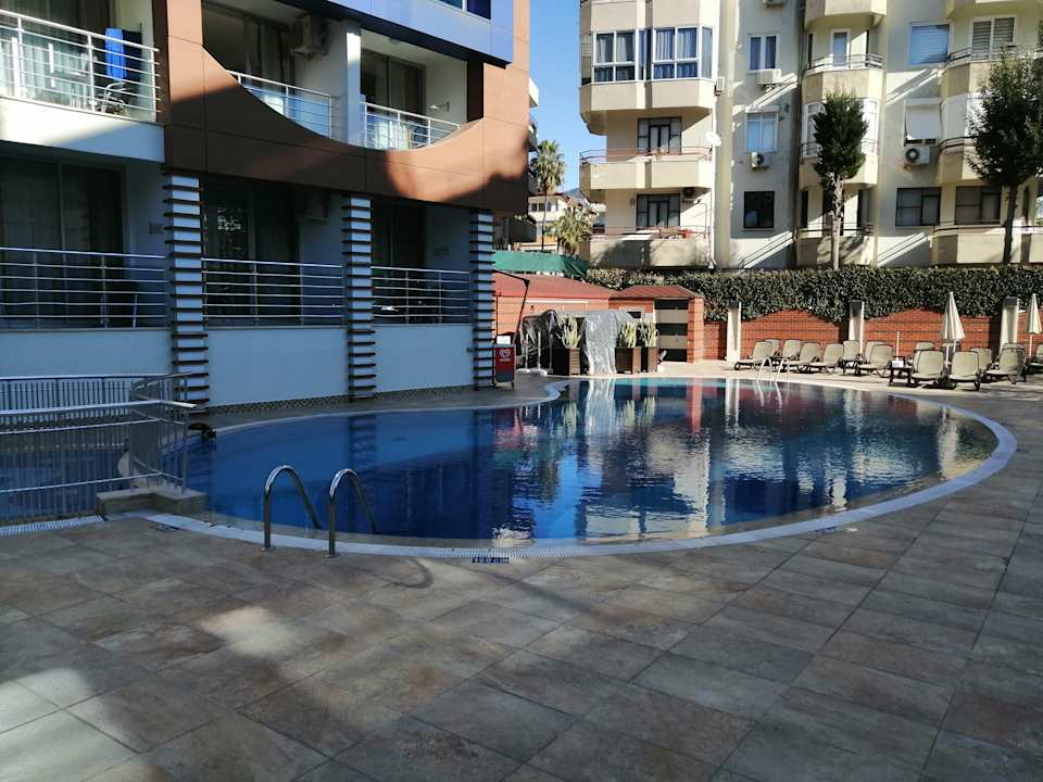 Pool Gardenia Hotel