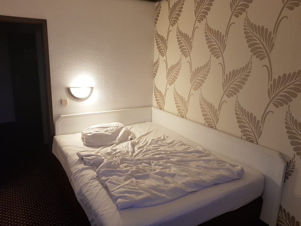 Zimmer Terminal Hotel Köln