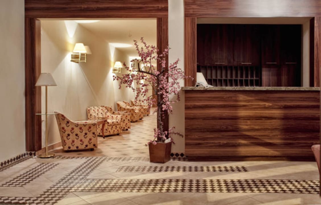 Recepcja Aparthotel Miodosytnia