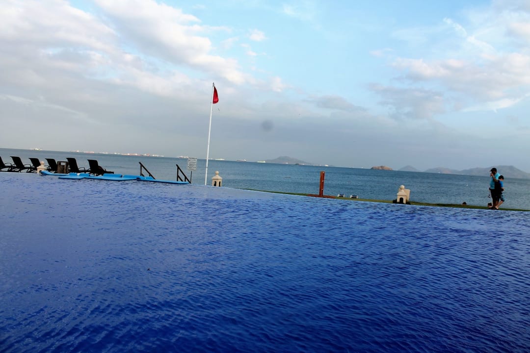 Pool Dreams Playa Bonita Panama