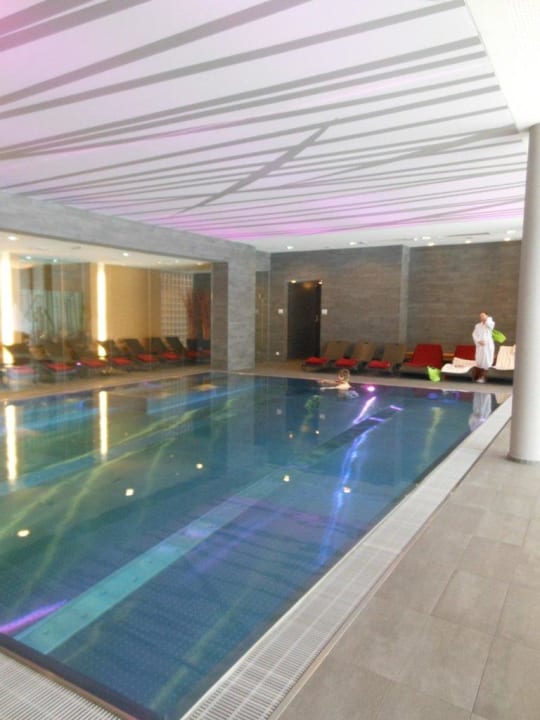 Pool im Spabereich Ritzenhof – Hotel und Spa am See