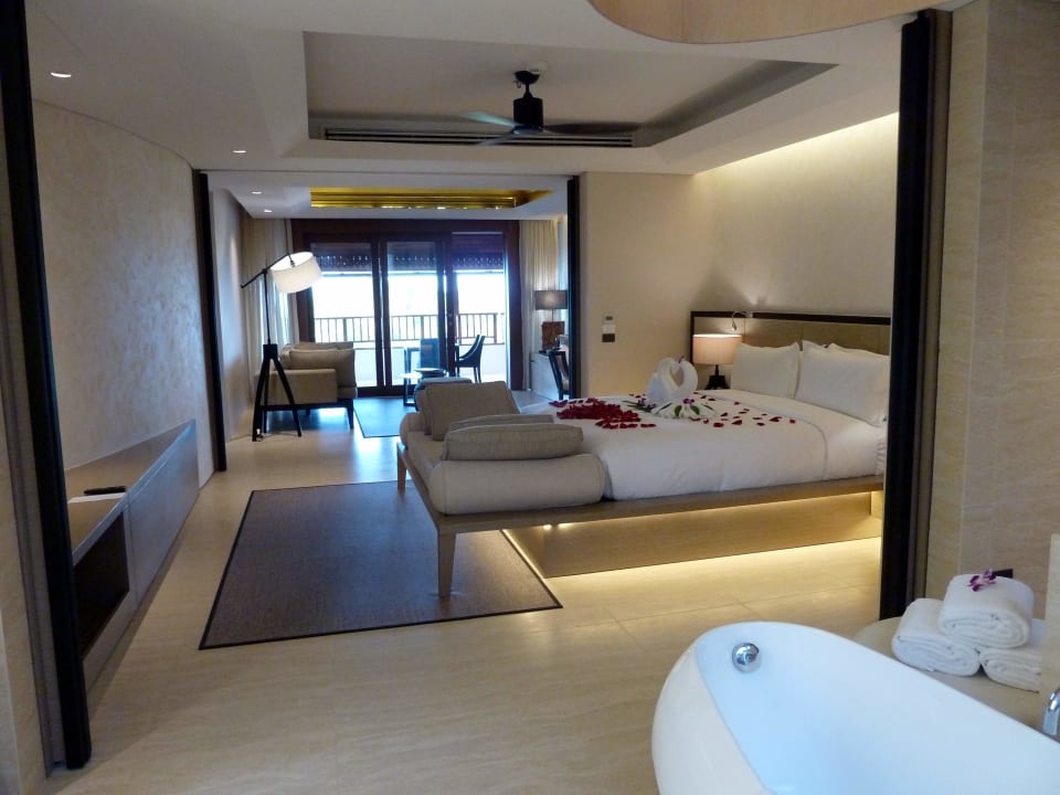 Zimmer The Ritz-Carlton, Koh Samui