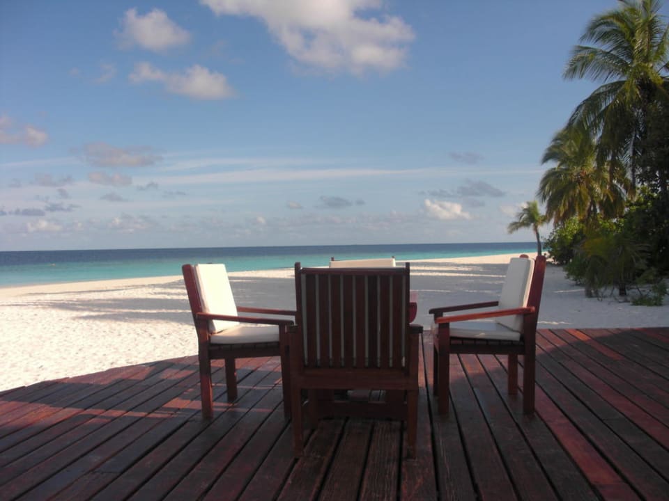 Bar Angaga Island Resort