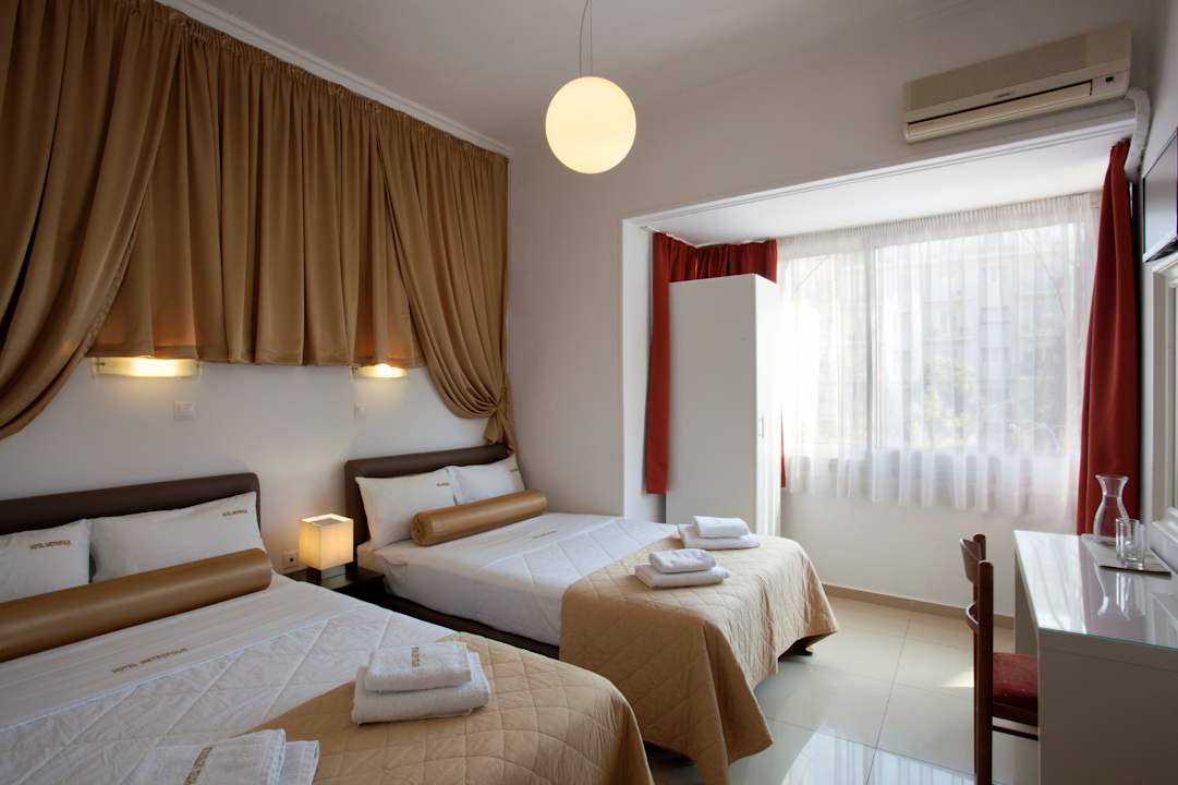 Zimmer Metropolis Hotel