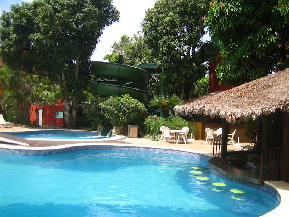 Pool mit Bar Hotel Camino Real