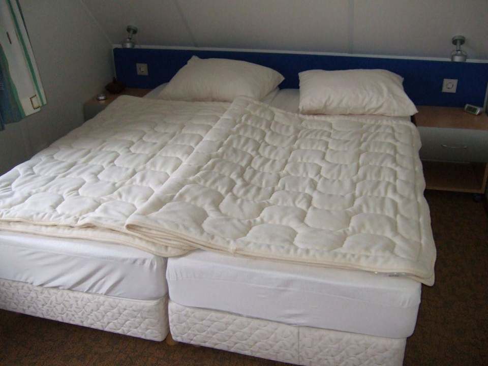 Schlafzimmer im Obergeschoß Buitengoed Het Lageveld Ferienhäuser/Villas Hoge Hexel