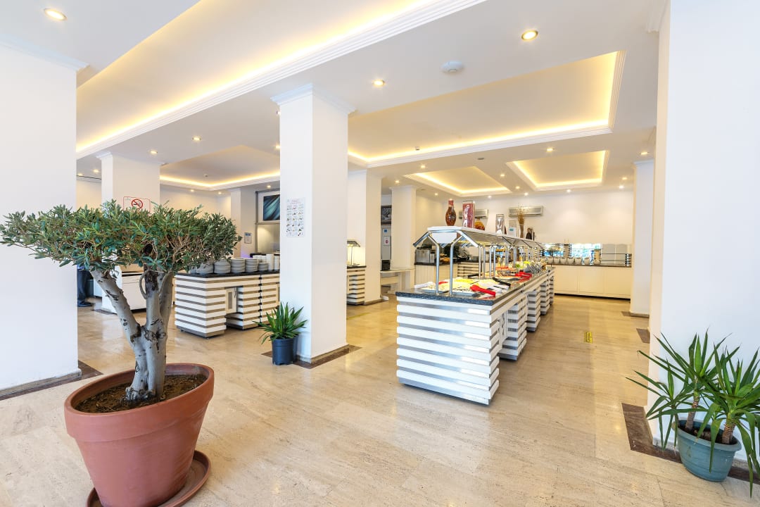 Gastro Kayamaris Hotel