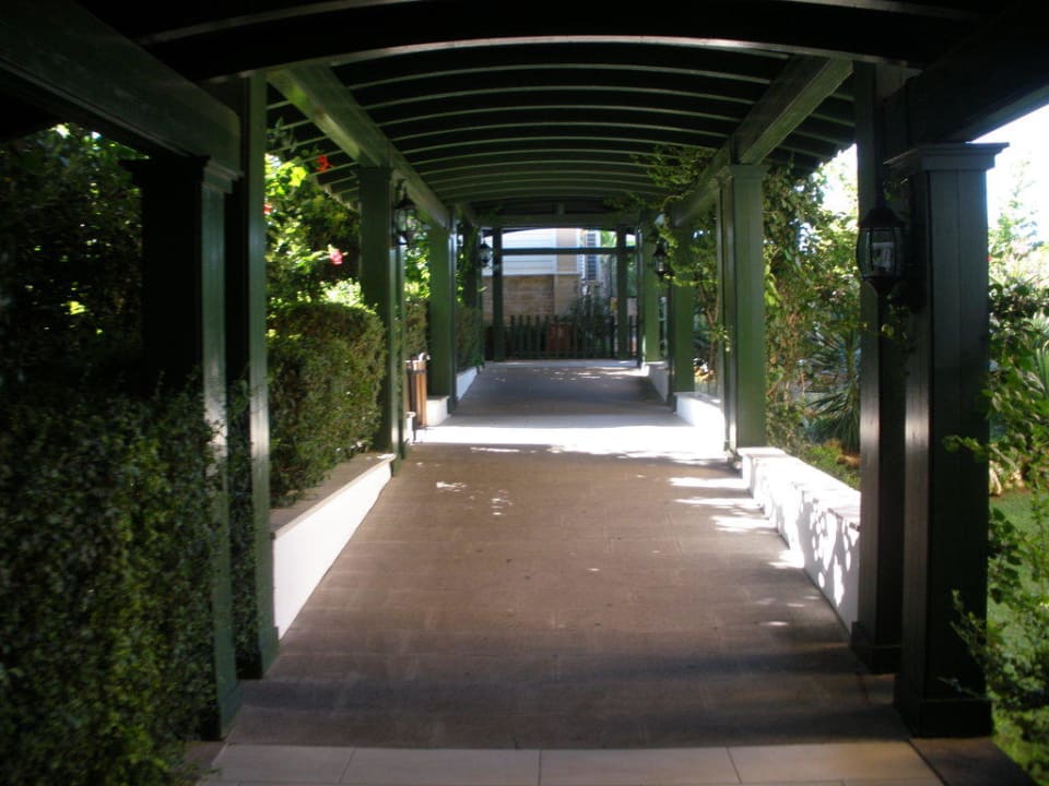 Коридор,ведущий в гостиницу Crystal Paraiso Aqua Collection