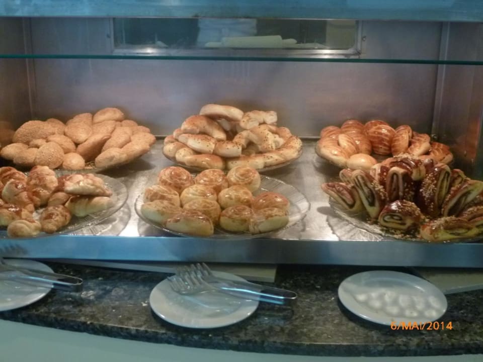 Frühstück - frisches Backwerk TUI BLUE Palm Garden