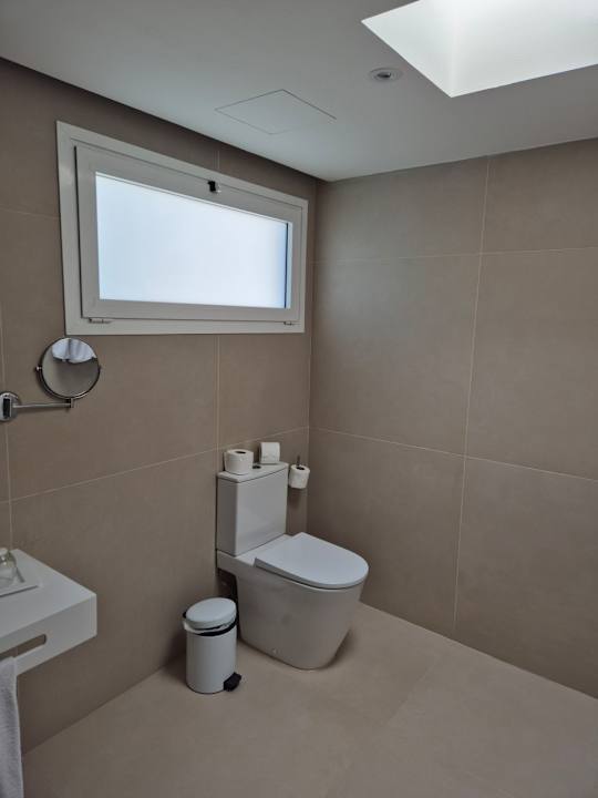 Zimmer HL Miraflor Suites Hotel