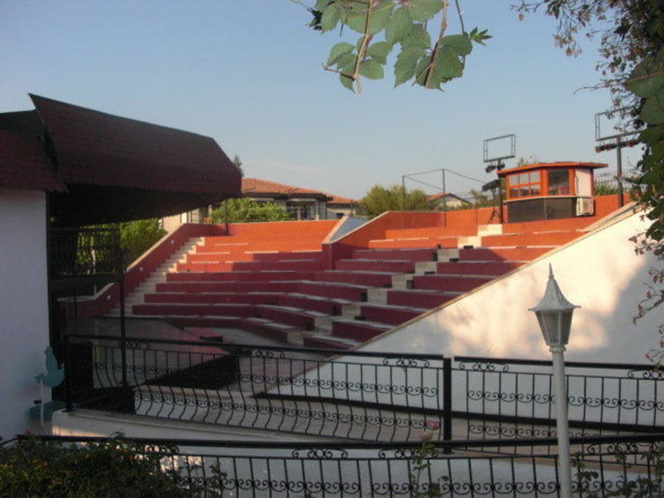 Das Club Theater Hotel Club Nena