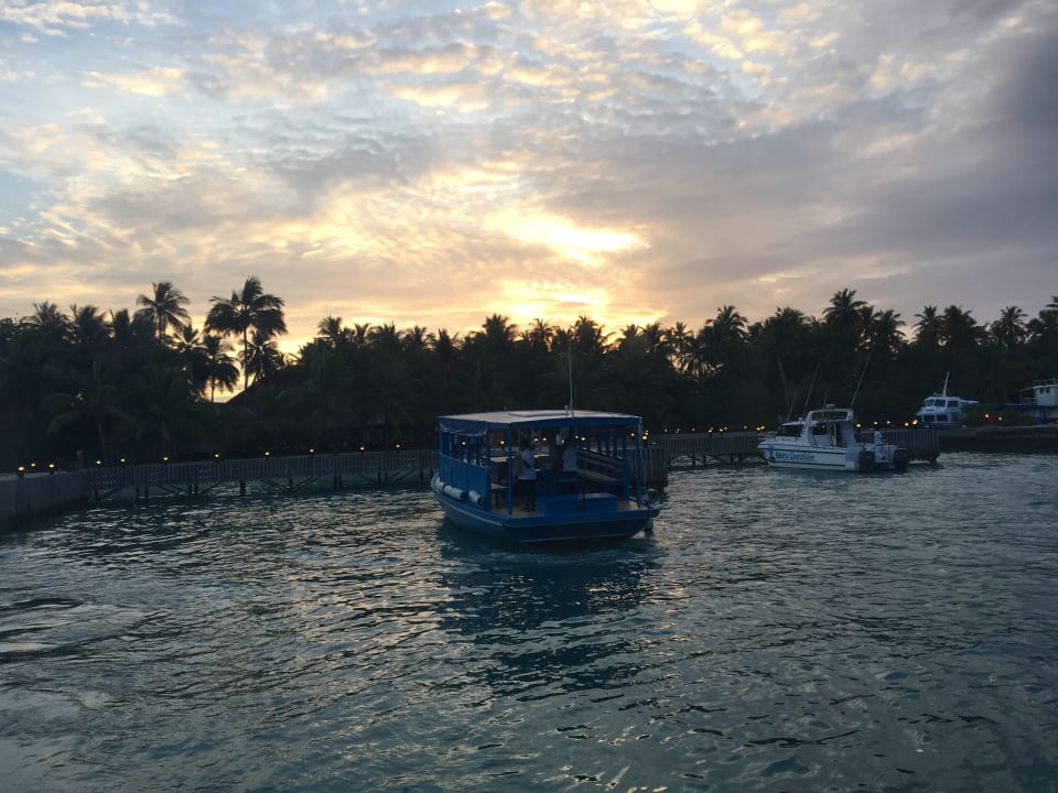 Strand Meeru Maldives Resort Island