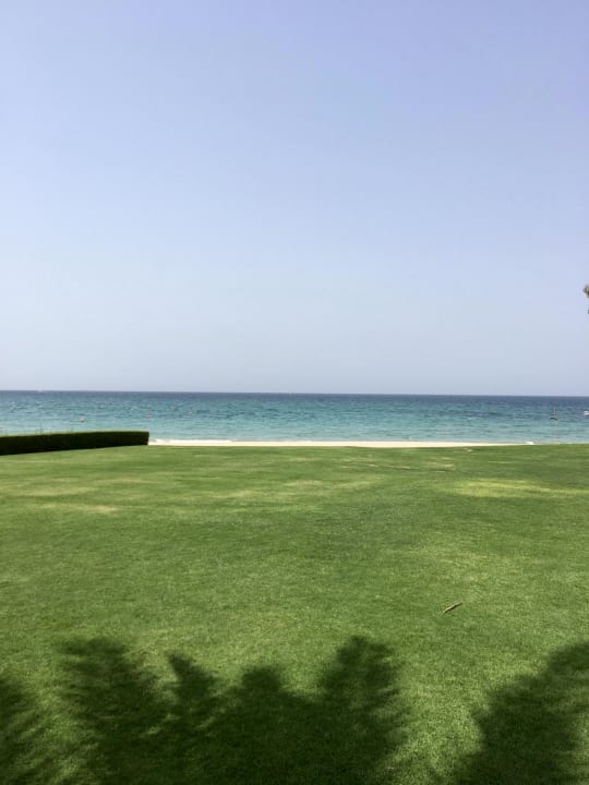 Strand Al Bustan Palace - A Ritz-Carlton Hotel
