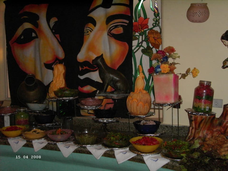 Lecker und Kunst... Pickalbatros Dana Beach Resort - Hurghada