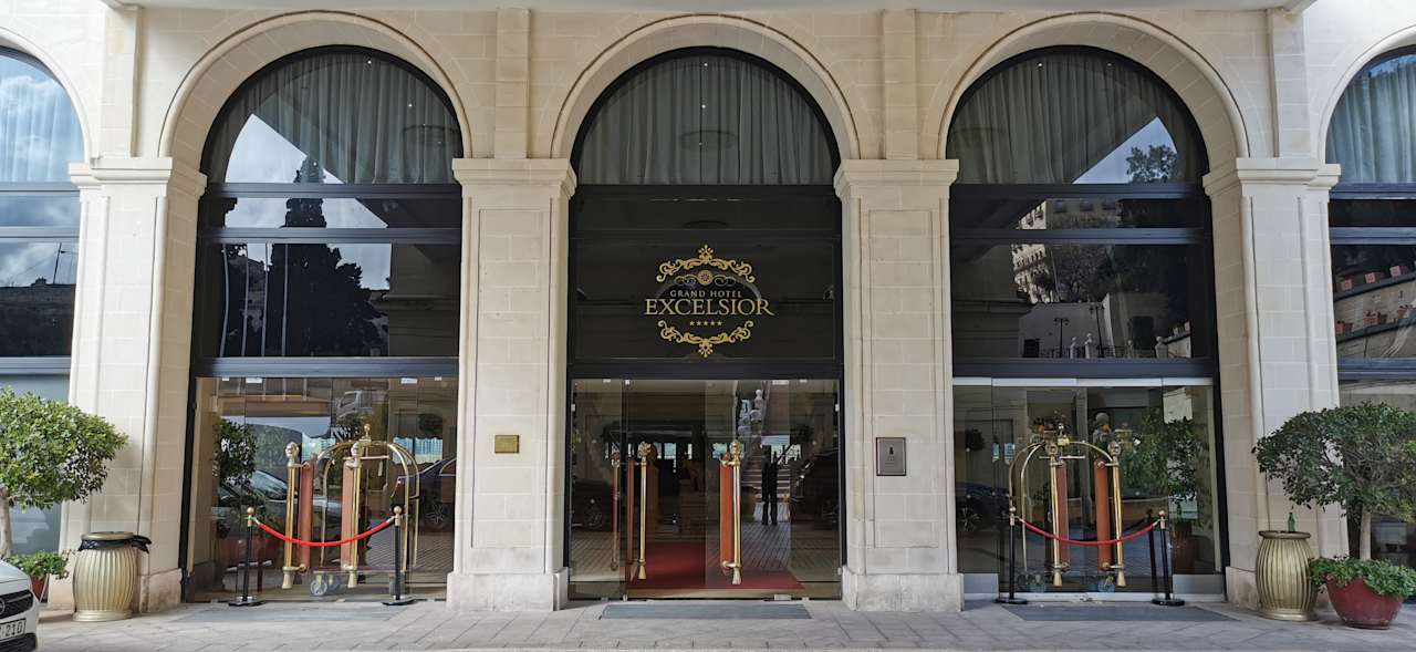 Außenansicht Grand Hotel Excelsior Malta