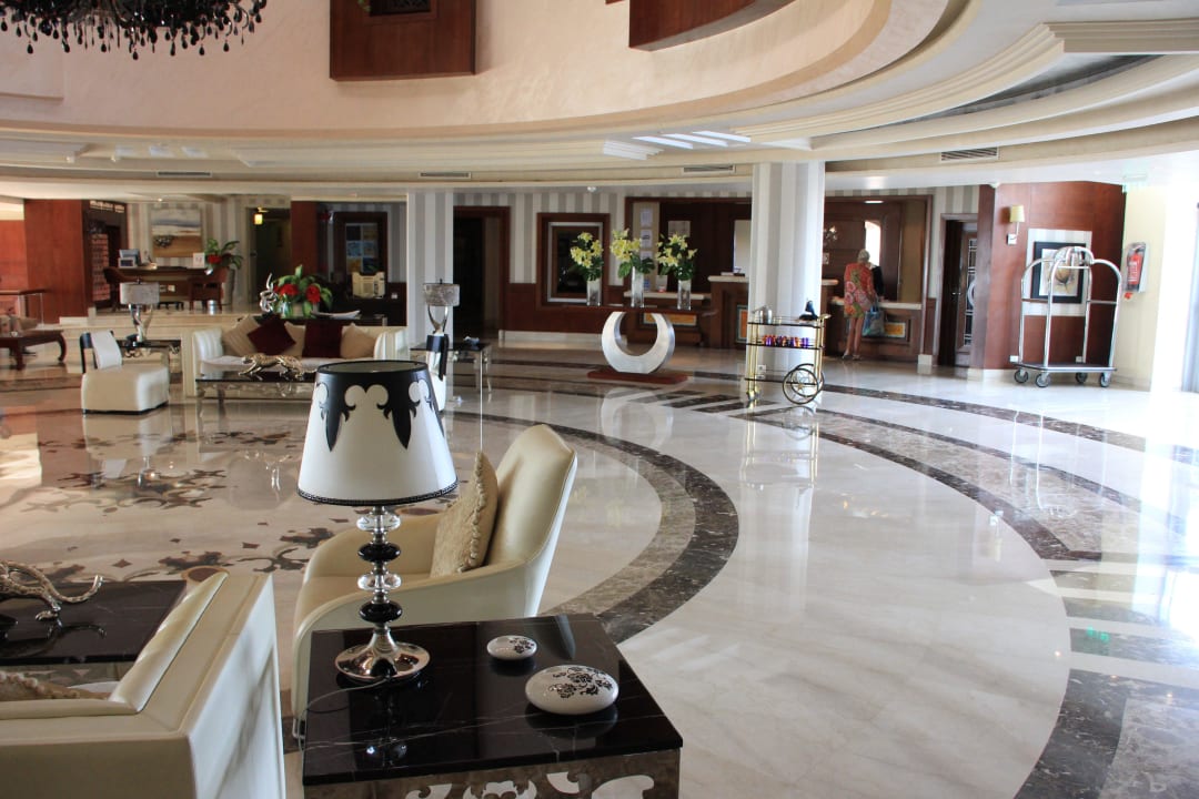 Lobby Kaisol Romance Resort