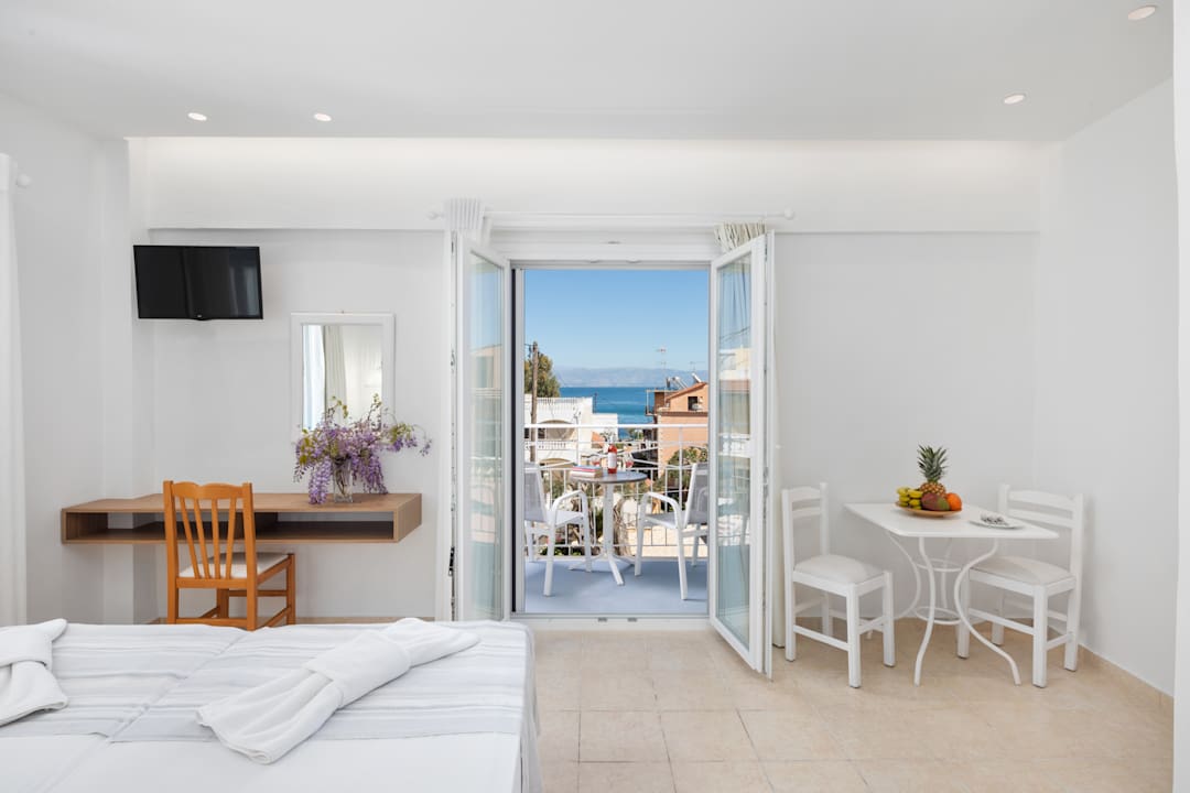Zimmer Bella Vista hotel and studios