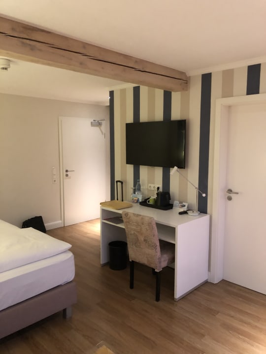 Zimmer Tiemann's Hotel