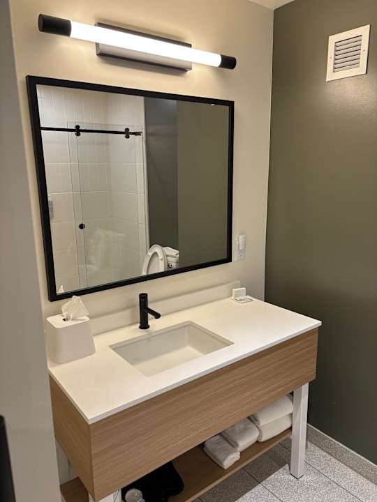 Zimmer Spark By Hilton Las Vegas Airport