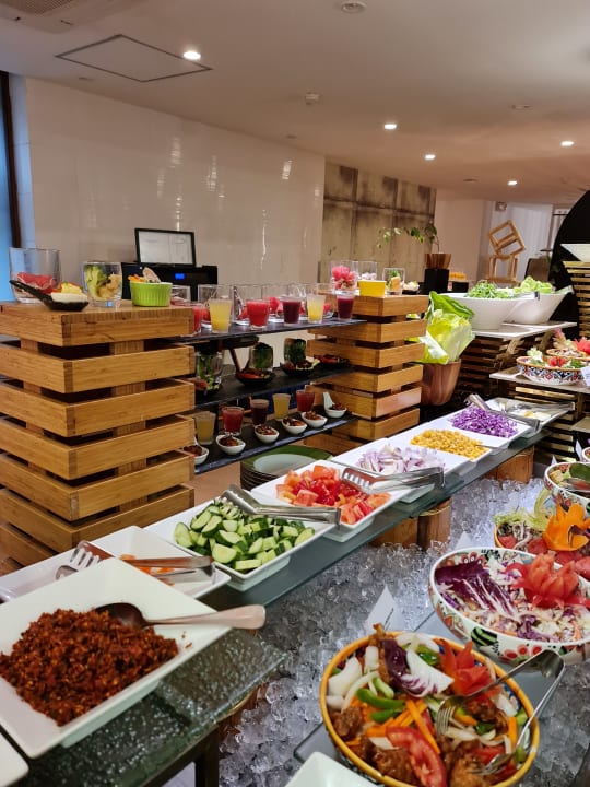 Gastro Mercure Maldives Kooddoo Resort