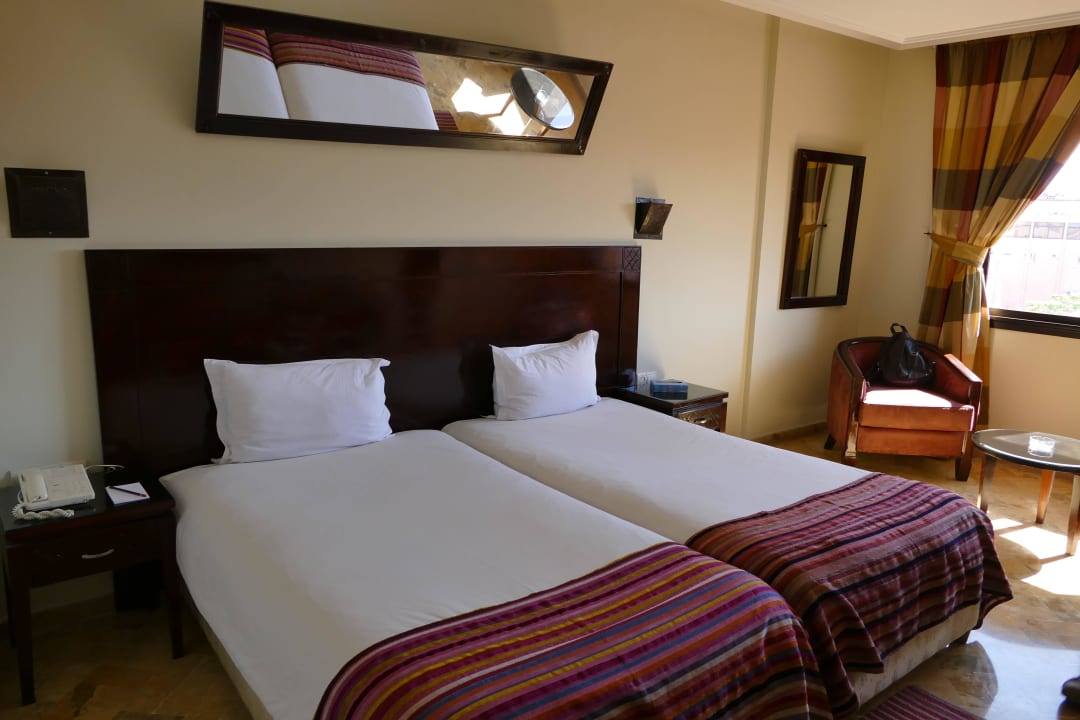 Schlafbereich Hotel Les Trois Palmiers