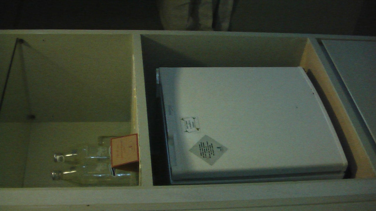 2 0,5 L Wasser " Gratis "  Hotel Phuket Merlin