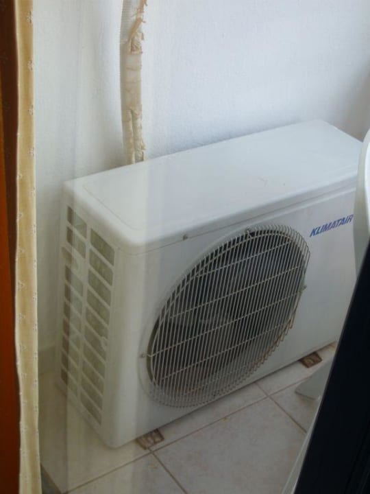Mangelnde Isolierung des Klimaanlagen-Ventilators Miramare Resort Hotel & Spa