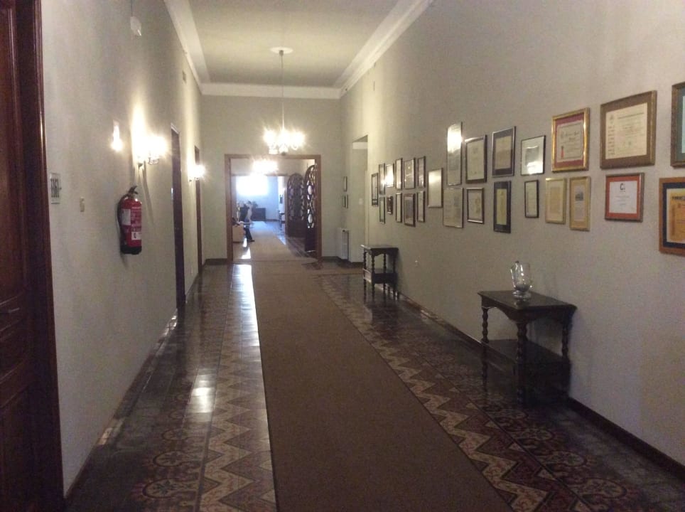 Flur 1881 Hotel Balneario Vichy Catalan