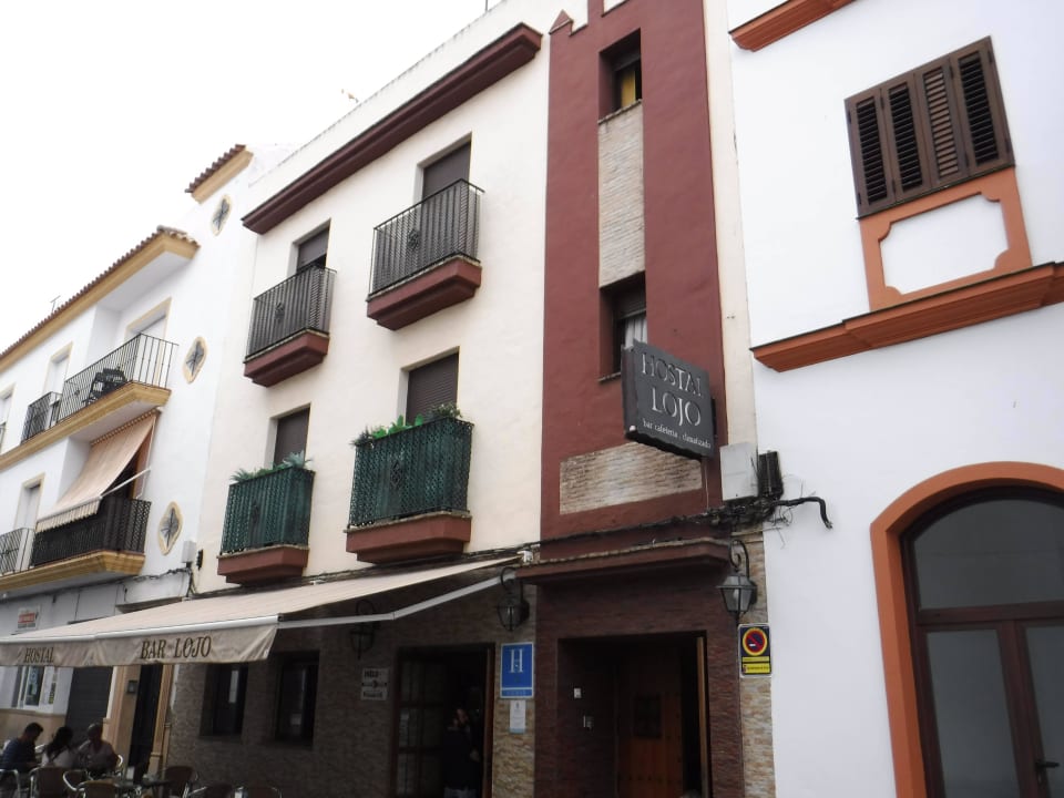 Eingang Hostal Lojo
