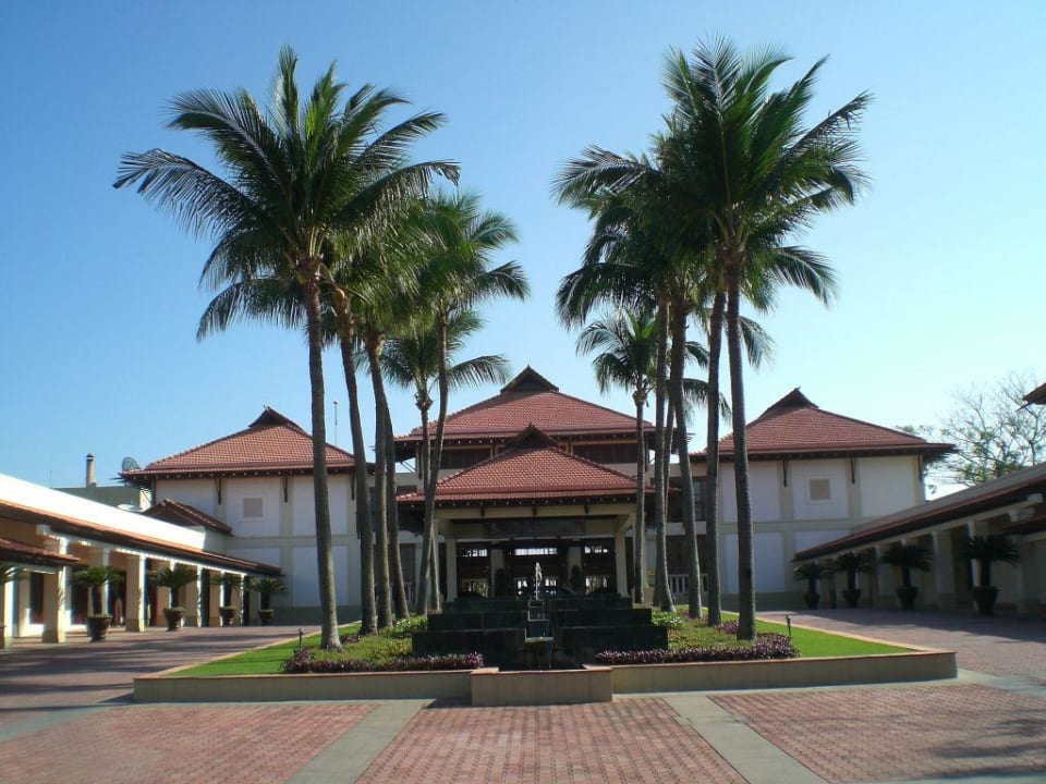 Aussenansicht Hotel / Lobby Furama Resort Danang