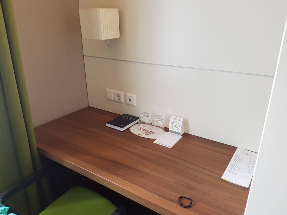 Schreibtisch JOESEPP´S HOTEL am Hallhof