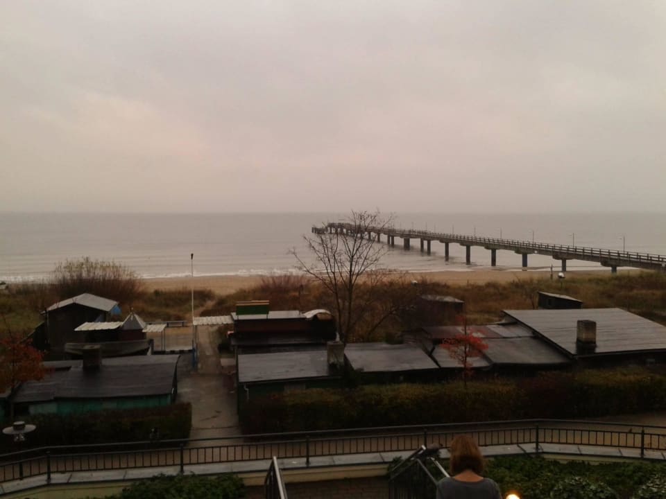 Außblick zur Seebrücke SEETELHOTEL Ostseeresidenz Bansin