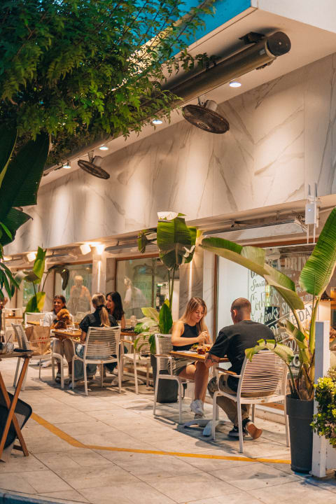 Gastro Olive Green Hotel