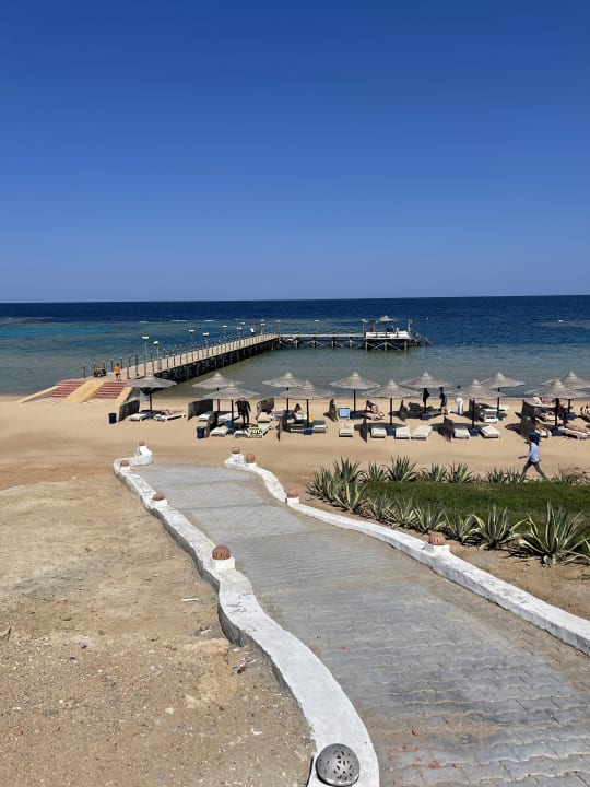 Strand Sirena Beach Resort & Spa