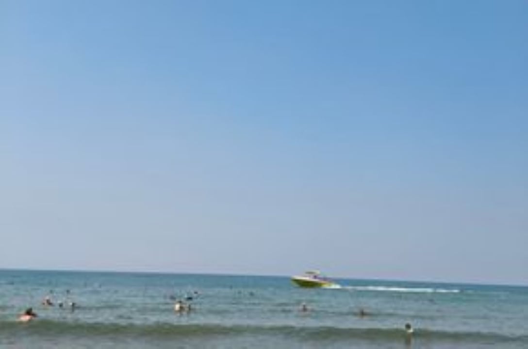 Strand Side Aquamarin Resort & Spa