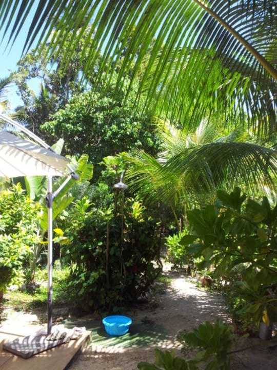 Dusche im Garten Villa Dorado