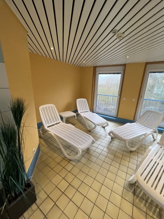 Pool Hotel Wyndham Garden Wismar