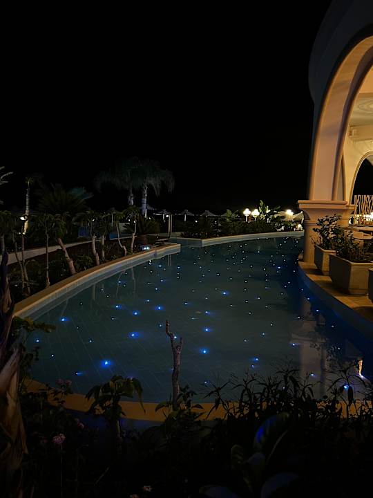 Pool Atrium Prestige Thalasso Spa Resort & Villas