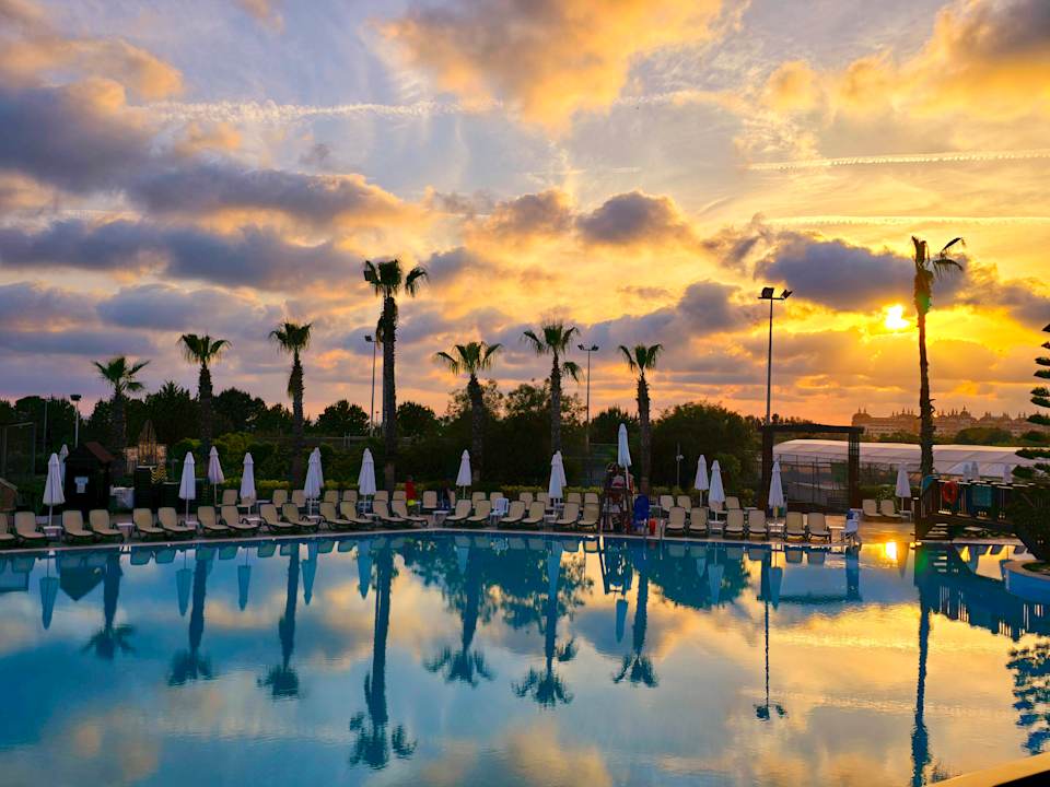 Pool Alba Resort Hotel