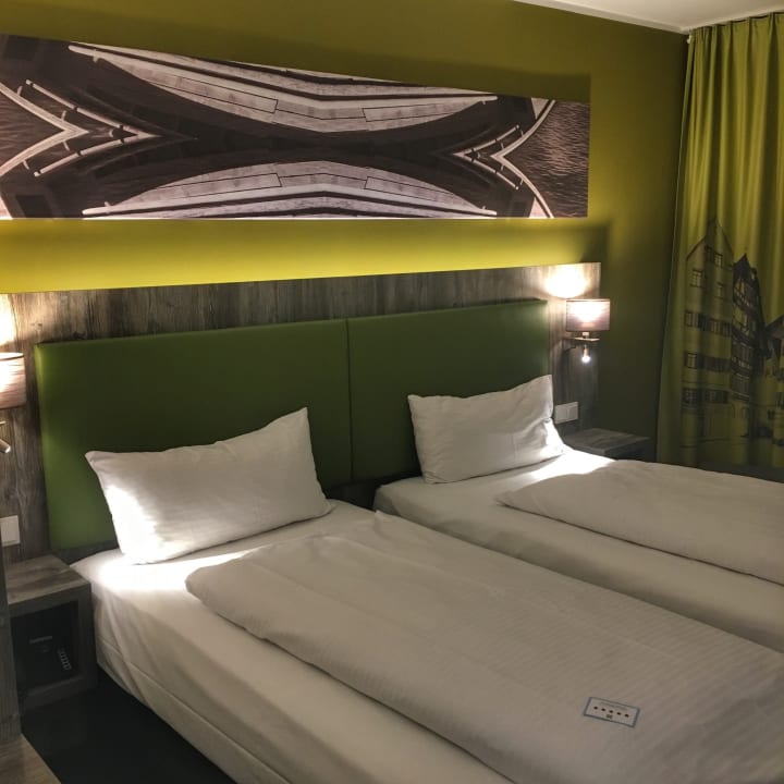 Zimmer ibis Styles Tubingen
