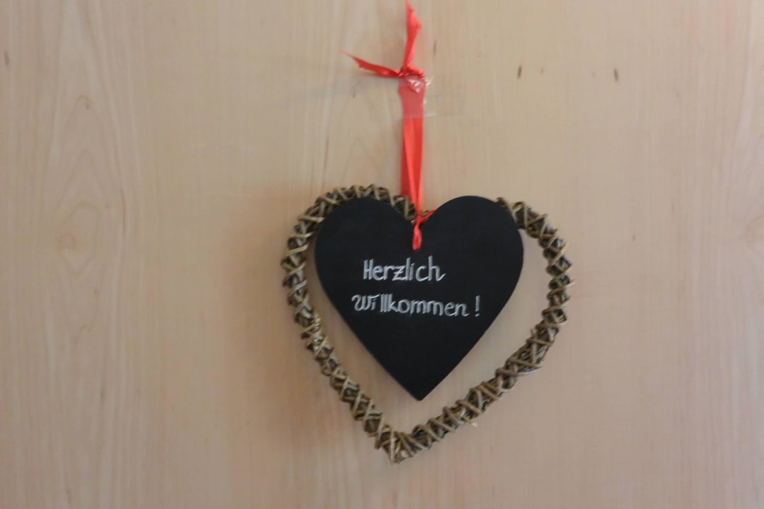 Zimmertüre aussen Waldhotel & SPA Davos - for body & soul