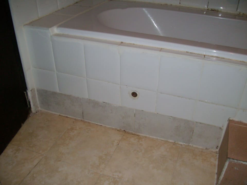 Badewanne als Dusche Hotel Patong Bay Garden