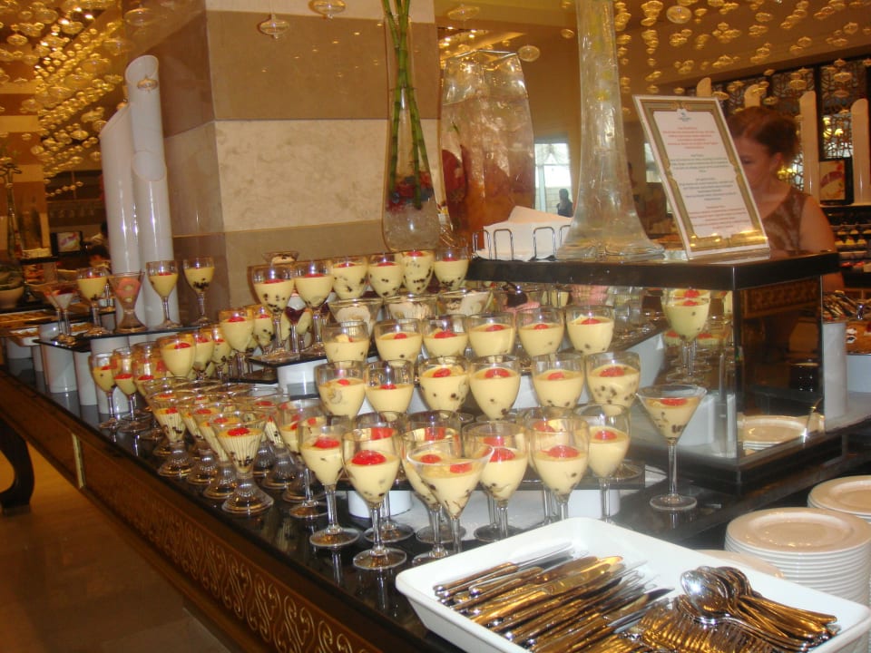 Dessertbuffet  zum Geniessen Diamond Excellence Resort & Spa