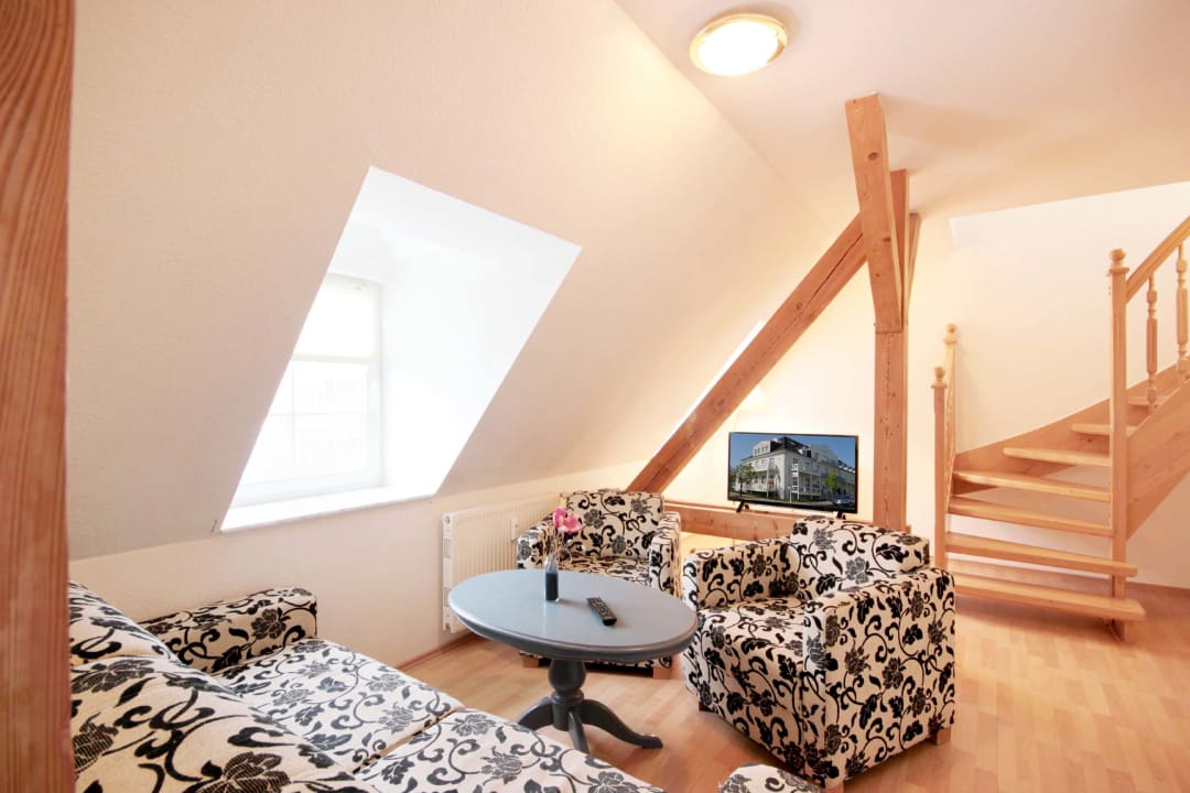 Zimmer Rujana Ferienwohnungen - Altes Postamt