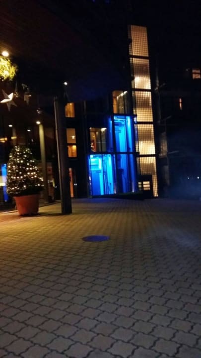 Eingang ins Hotel  Das Sonnreich Thermenhotel Loipersdorf