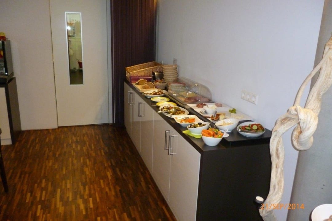 Frühstücksbuffet Hotel IQ Ulm