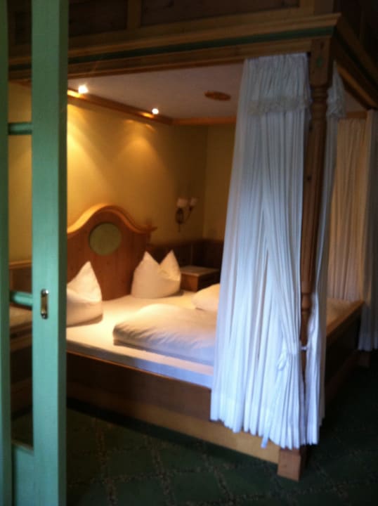 Himmelbett Neuhaus Zillertal Resort
