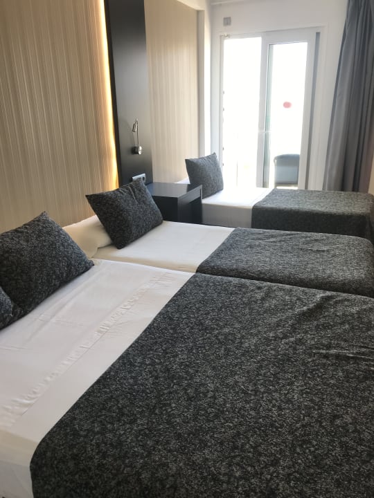 Zimmer Hotel Hispania